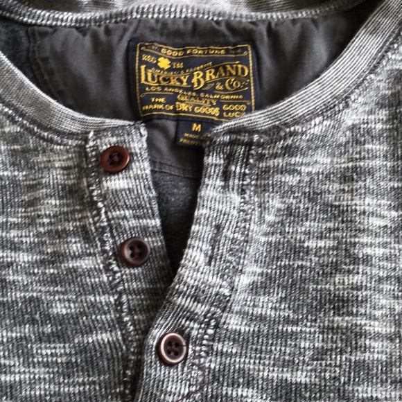 Lucky Brand Long Sleeve 3 Button Crew Neck Henley - Picture 2 of 5
